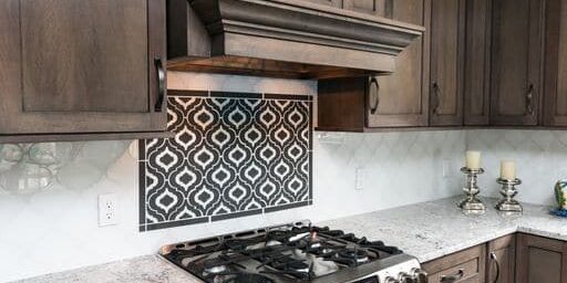 Kitchen with Tile Backsplash Kitchen with decorative tile backsplash