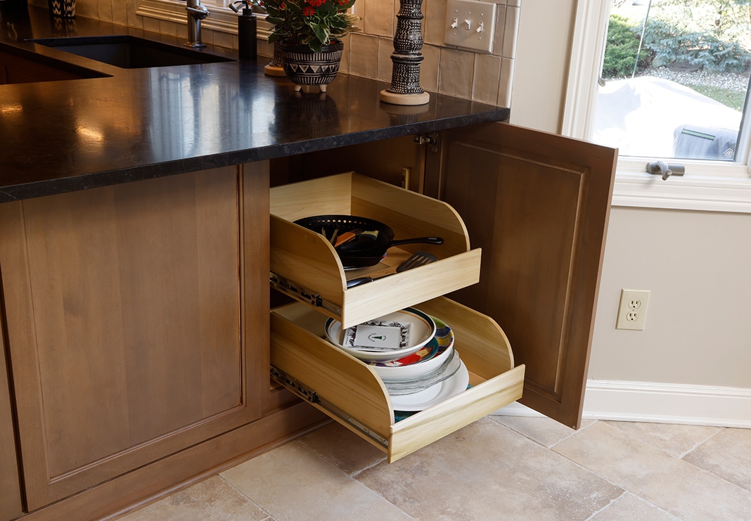 Smart Storage Solutions with Pullout Shelves