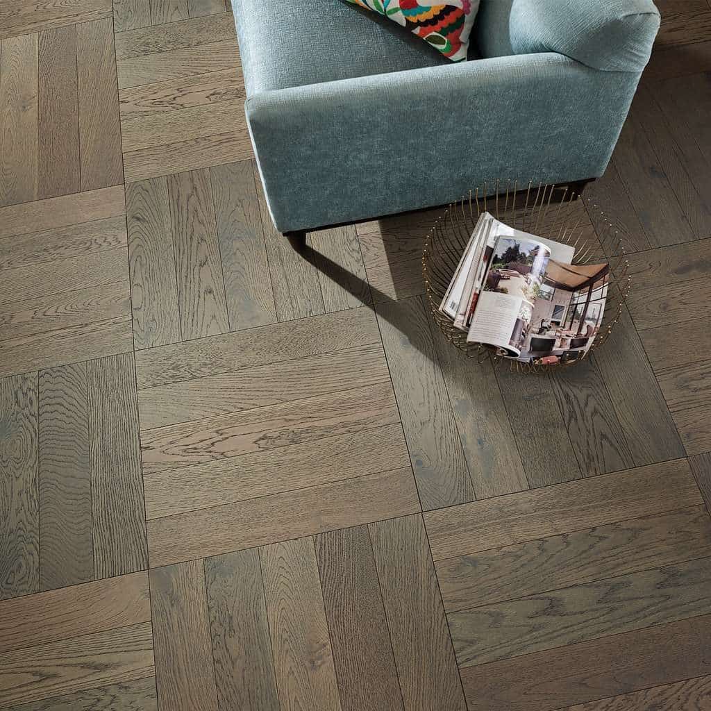 checkerboard wood flooring