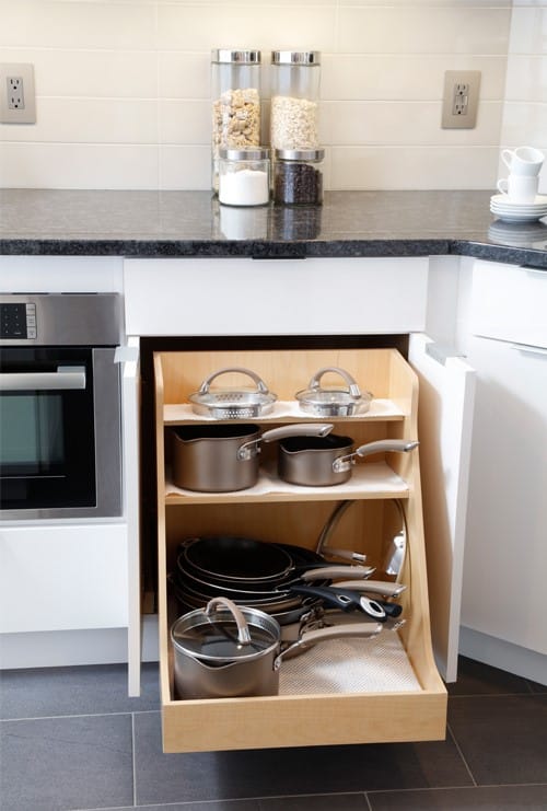 pullout pots and pans storage