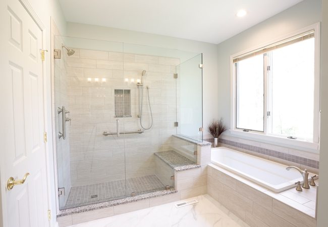 Spacious Bathroom