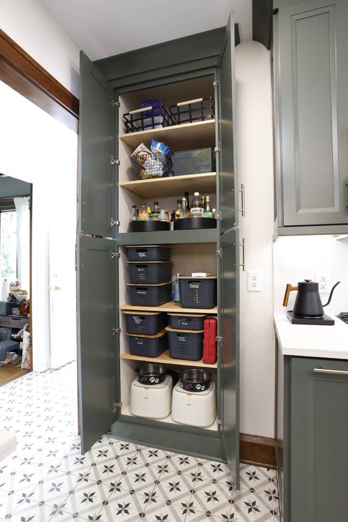 Kitchen Open Side Pantry