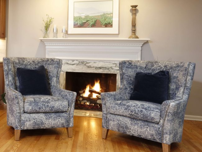 kitchen fireplace seating area